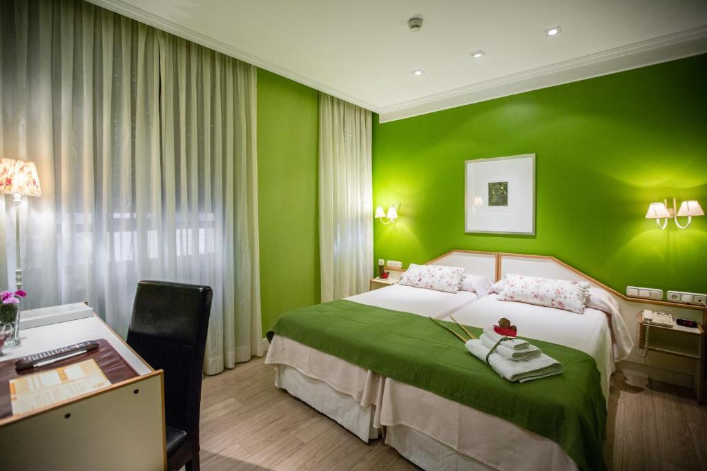 Hostal Paris Valladolid Dış mekan fotoğraf
