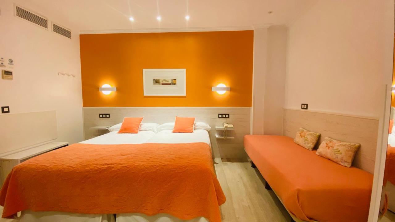 Hostal Paris Valladolid Dış mekan fotoğraf