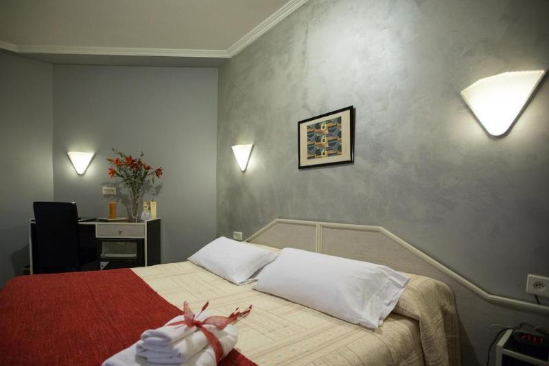 Hostal Paris Valladolid Dış mekan fotoğraf